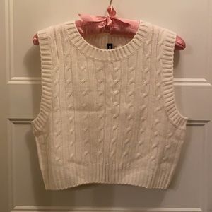 H&M white knit sweater vest NWOT